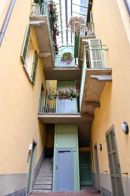 Borgovico48 Cozy Apartament Near The Station San Giovanni And The City Center Комо Апартаменты
