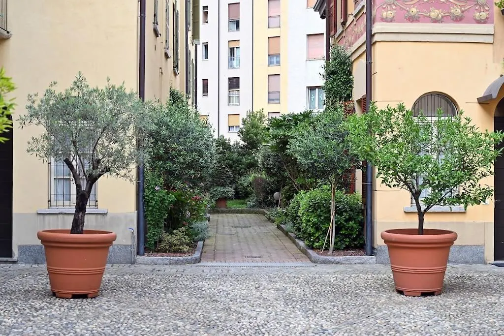 Borgovico48 Cozy Apartament Near The Station San Giovanni And The City Center 코모 아파트