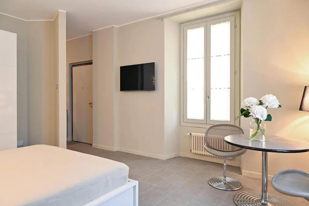 Borgovico48 Cozy Apartament Near The Station San Giovanni And The City Center 코모 0*,
